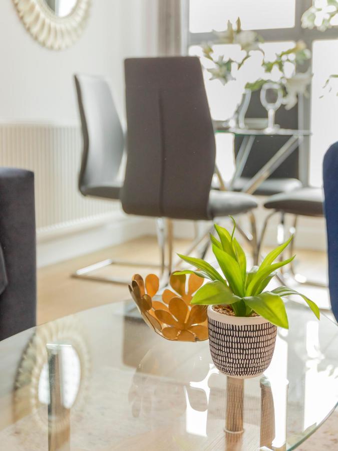 1 Bed Apartment - Redhill Central, Surrey, Gatwick #3 Ngoại thất bức ảnh