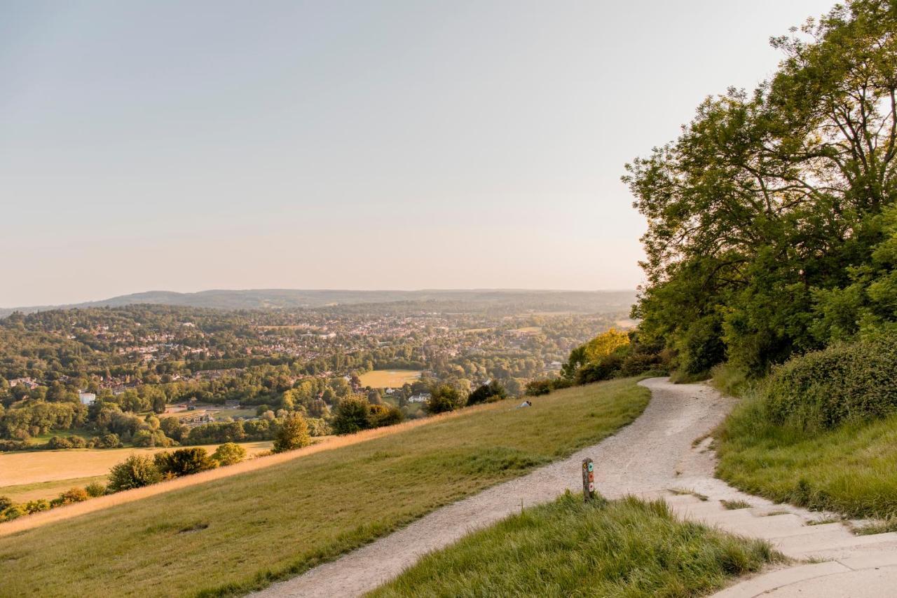 1 Bed Apartment - Redhill Central, Surrey, Gatwick #3 Ngoại thất bức ảnh